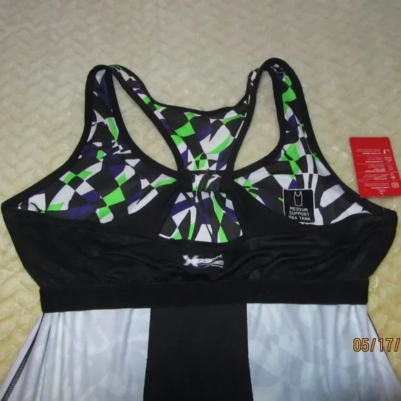Women's Xersion Performance Active Wear Top Size XL NWT - Picture 6 of 8